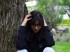 Advierte UAQ sobre señales de depresión en temporada decembrina