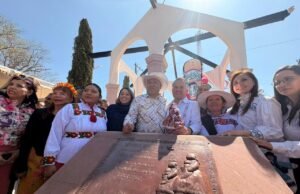 Entrega IMPI indicaciones geográficas de Lelé y Donxu en Amealco