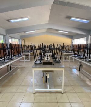 Suspenden clases en escuelas para el próximo lunes