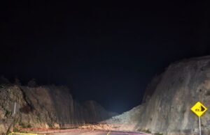 Buscarán con SICT reconstrucción de carretera federal 100