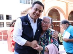 Asiste Luis Nava a entrega de canastas alimentarias en Corregidora