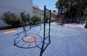Entrega capital rehabilitación del parque en la colonia Las Plazas