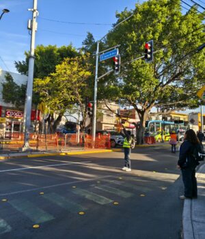 Asegura Felifer que hay mínima afectación a comercios por obras del tren México–Querétaro