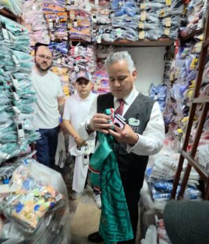 Realiza IMPI mega operativo en Tepito y decomisa al menos 25 toneladas de mercancía apócrifa, relacionada con el Mundial de Fútbol 2026