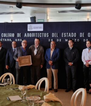 Acude Felifer Macías al 54 Aniversario del Colegio de Arquitectos