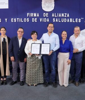Firma Corregidora alianza para promover una vida saludable a trabajadores del Municipio