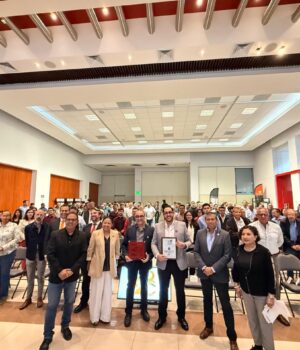 Corredor del Bienestar entrega Certificado Hecho en México a Colegio de Arquitectos de Querétaro