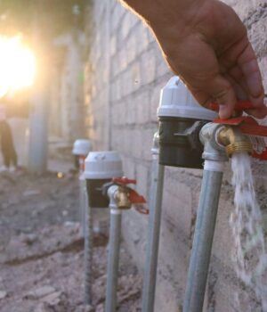 Fortalece Luis Nava cercanía con familias de Montenegro y promotores de la paz