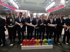 Asiste Felifer Macías a Hannover Masse en Alemania