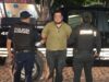 En operativo A.R.M.A. se detiene a hombre por posesión de arma prohibida y usurpación de funciones