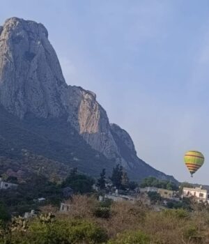 Cae globo aerostático donde viajaba alcalde de Ezequiel Montes