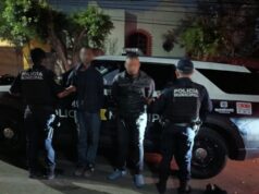 Dos masculinos detenidos por delitos contra la seguridad pública y portación de arma prohibida