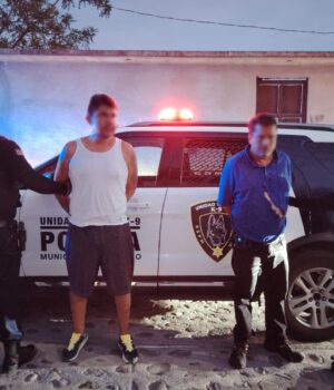SSPMQ detiene a dos masculinos por riña en Jardines de Azucenas