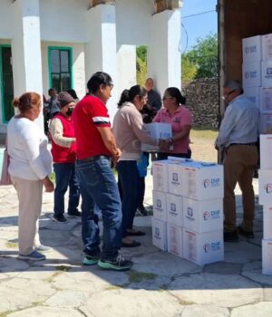 SMDIF brinda apoyos alimentarios para fortalecer el bienestar de las personas adultas mayores