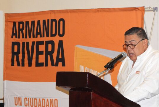 Presenta Armando Rivera Castillejos el libro “Un ciudadano en movimiento”