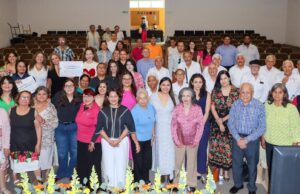 Reconoce IEEQ a personas adultas mayores, a través de concurso de cuento