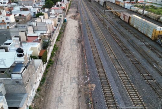 Preocupa a vecinos de Las Teresas falta de información sobre obra del tren