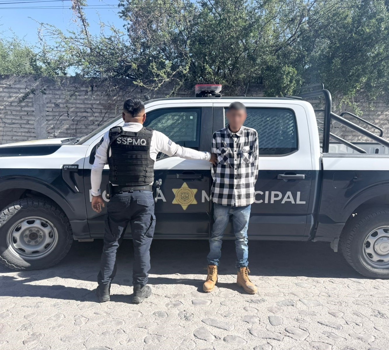 detenido 01