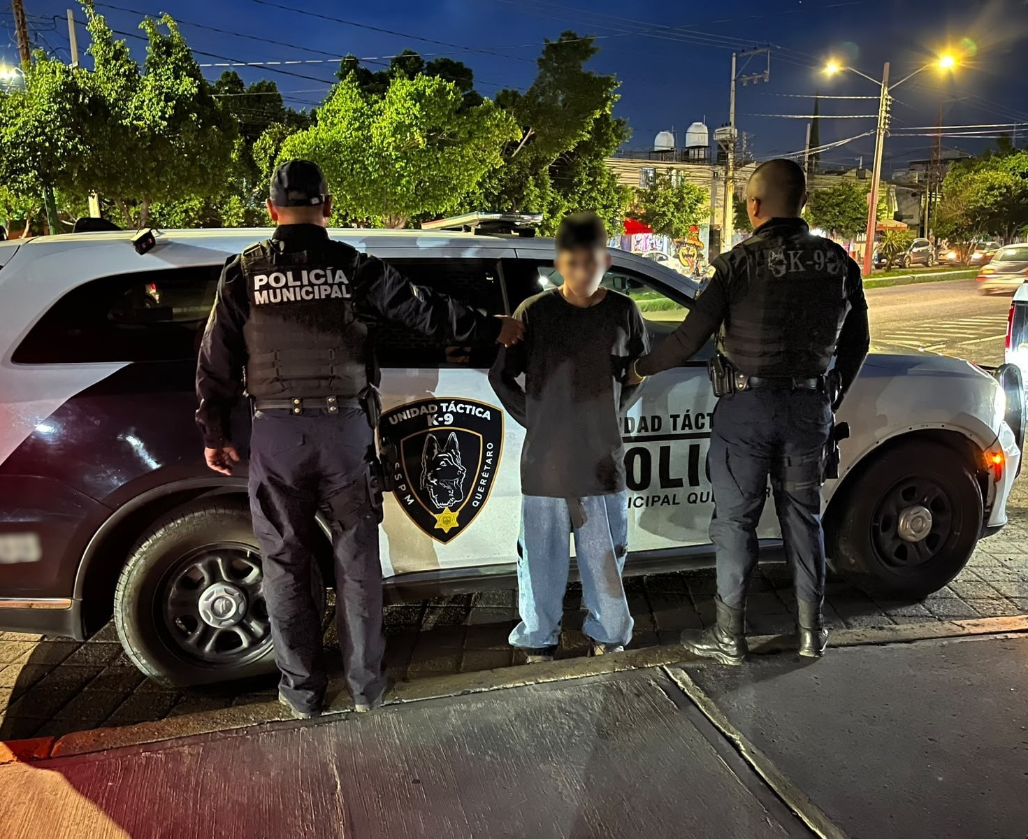 detenido (2) (1)
