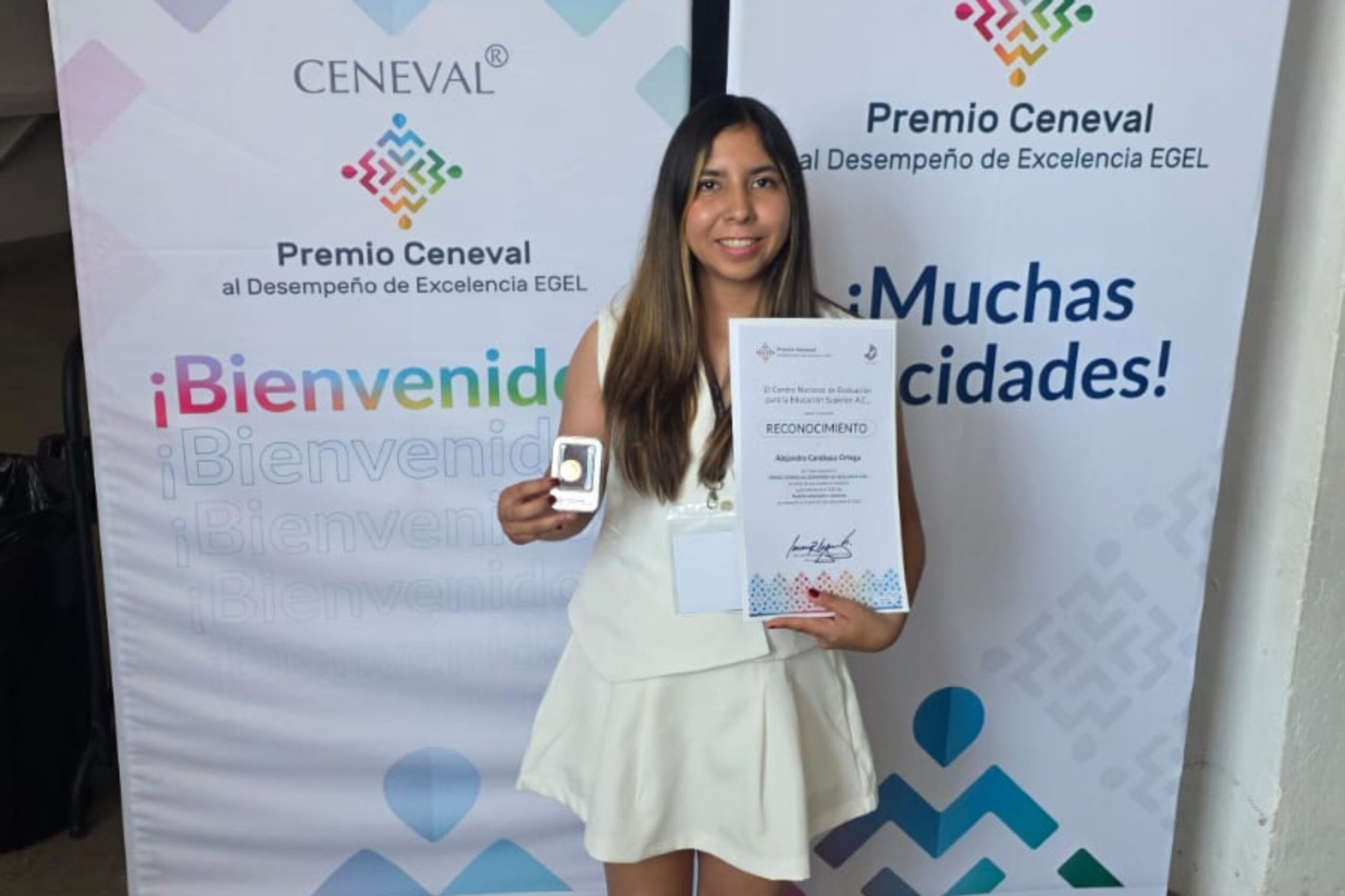 UAQ ALUMNA RECONOCIDA (3)