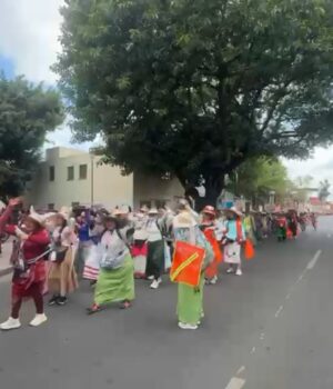 Se alistan peregrinas para salir del templo de la congregación
