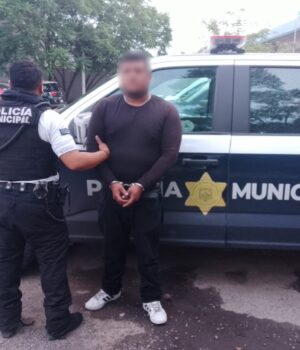 Detenido por delitos contra la seguridad pública en Lomas de Casa Blanca