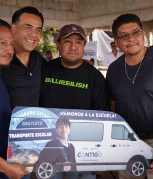 Fortalece Luis Nava apoyos para el transporte escolar por todo el estado