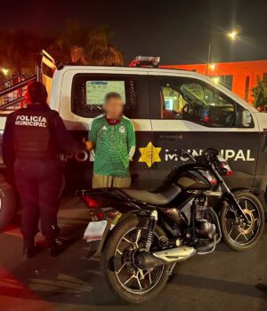 Masculino detenido por robo equiparado de vehículo en Puerta Navarra