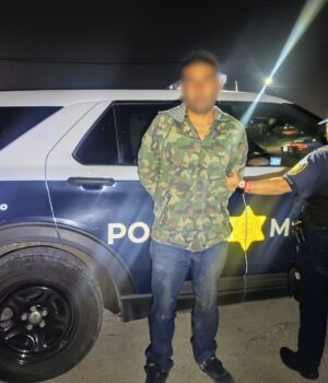 Masculino detenido por robo simple en la colonia Palmares