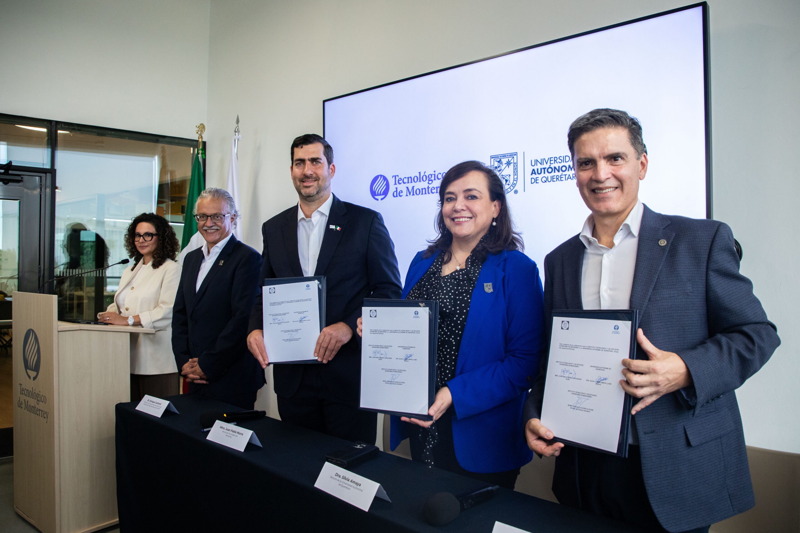 UAQ y TEC de Monterrey (7)