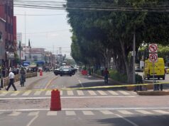 Artesanos de Paula Porfirio bloquean avenida Zaragoza