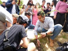 Encabeza Felifer Macías reforestación en la prepa Bicentenario