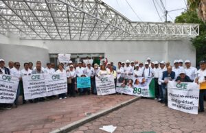 Exigen jubilados de PEMEX y CFE respeto a sus pensiones