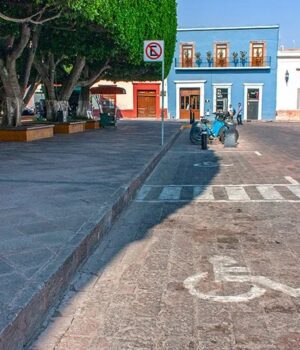 Detectan tres tarjetones apócrifos con multas de más de $10 mil pesos en la capital