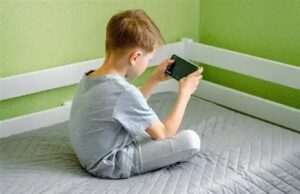 Atiende CECA primer caso de adicción digital