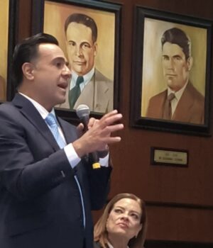 Presenta Nava “Aquí contigo sin Fronteras”