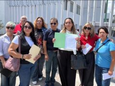 Vecinos llevan a SICT reclamo por horas perdidas en la carretera 57